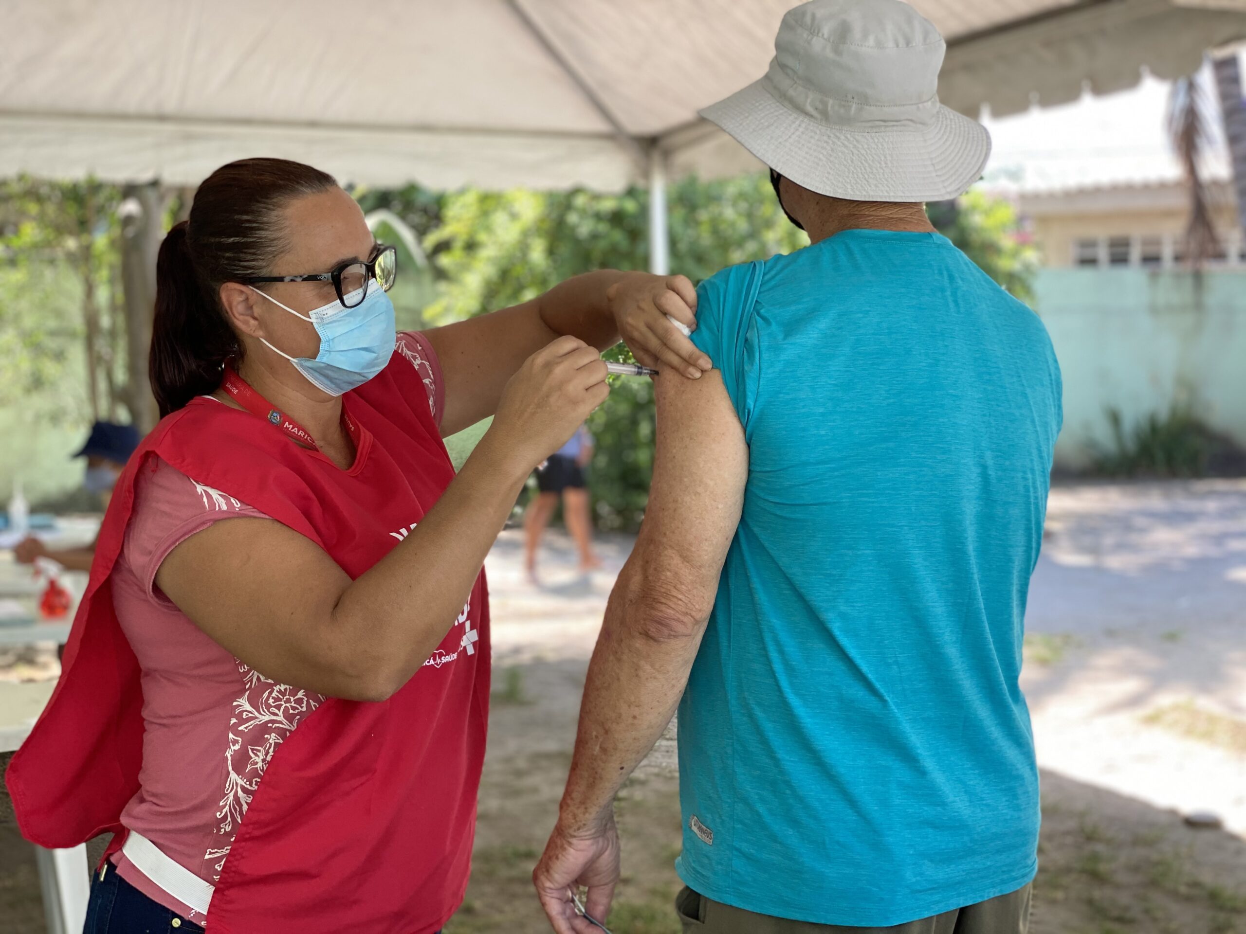 Leia mais sobre o artigo Covid-19: Maricá segue aplicando dose de reforço em adultos, idosos e faz repescagem da vacinação infantil